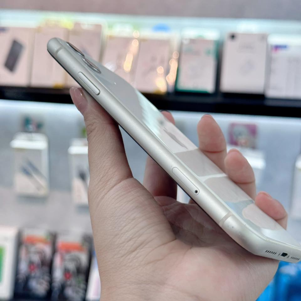 iPhone 11 64G
