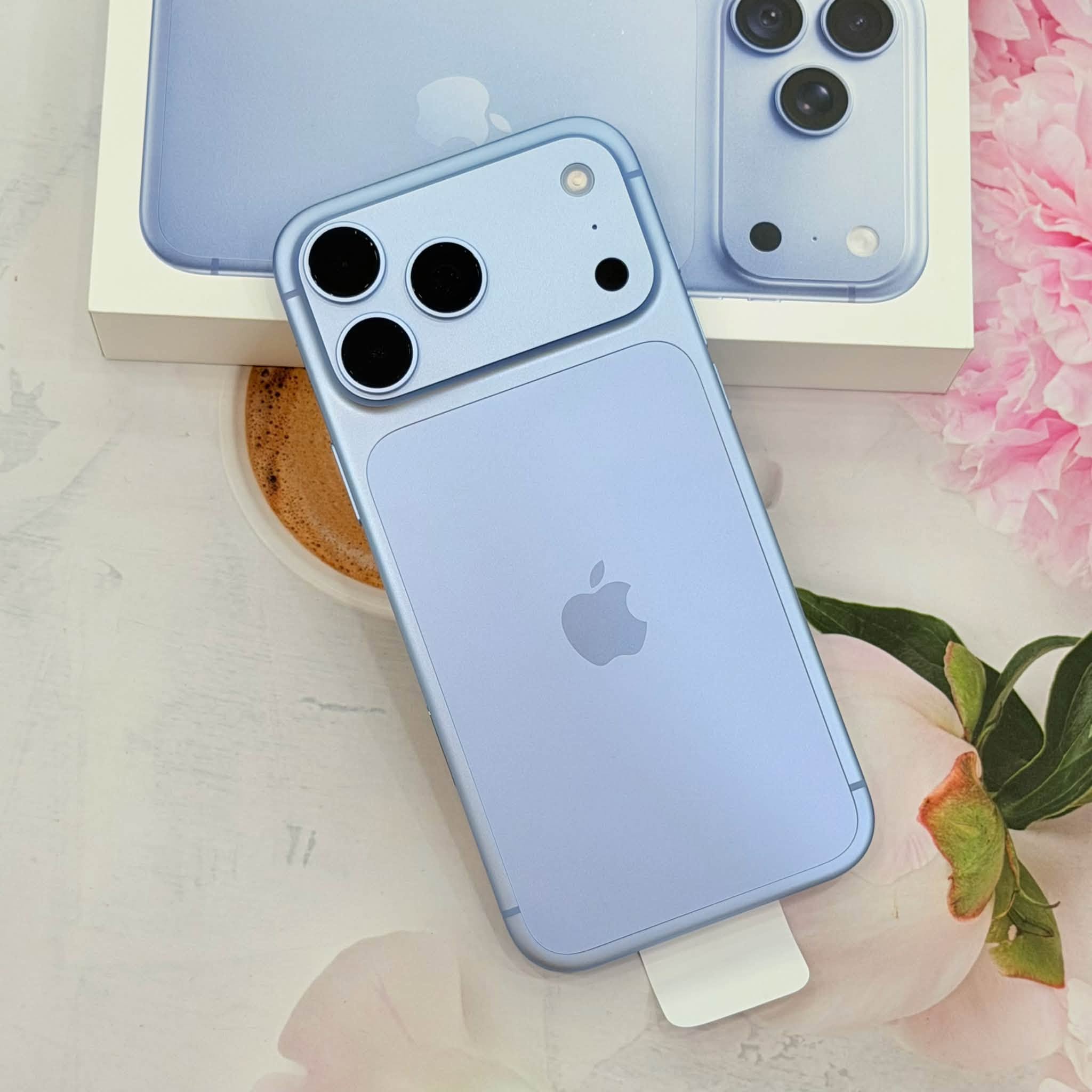 iPhone 18 Pro 256G  Xanh Băng Thanh New Sale ( giá theo ngày)